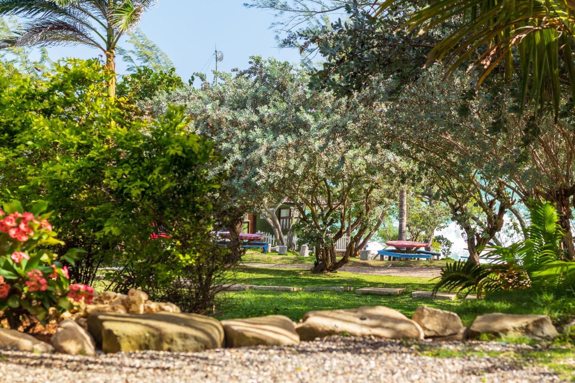 Strawberry Fields Together Robins Bay Buitenkant foto